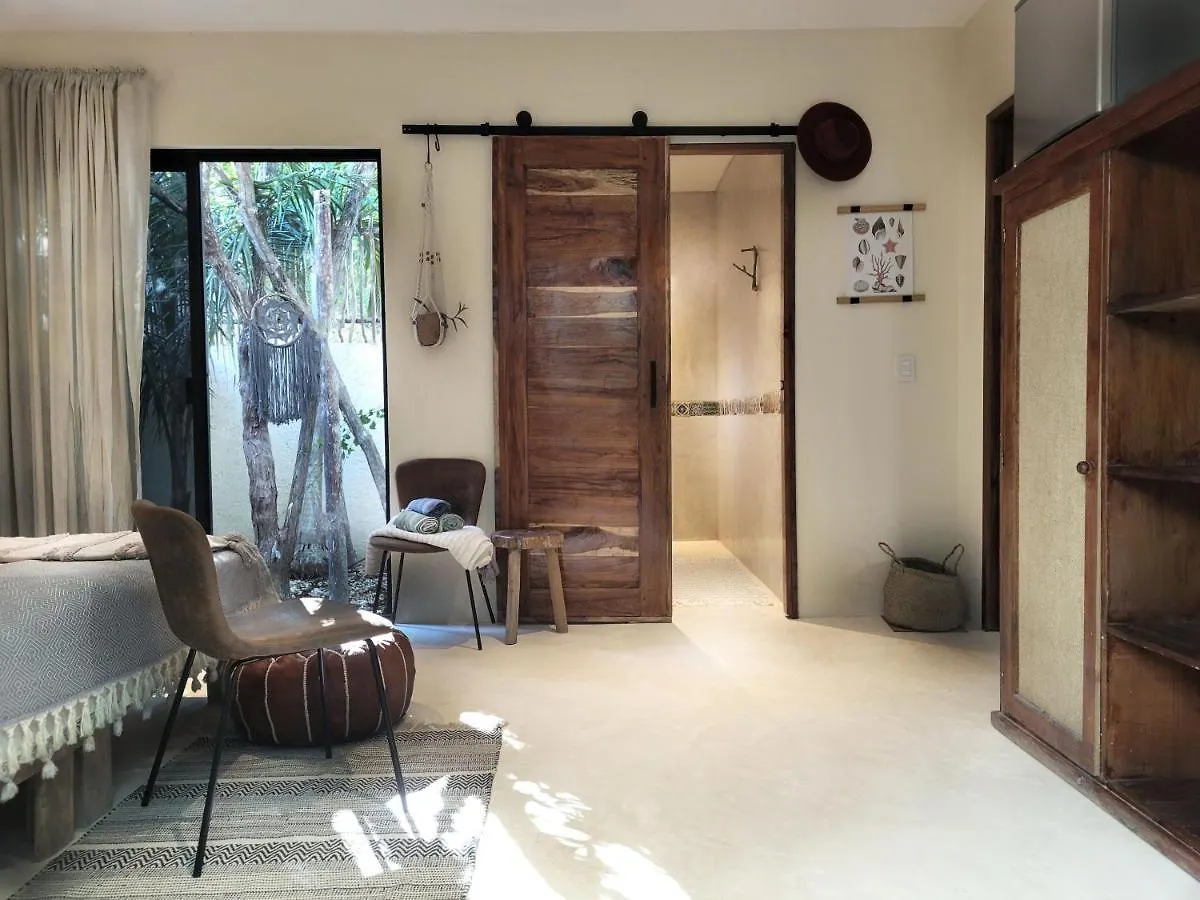 The Secret Garden Tulum Apartment 0*,